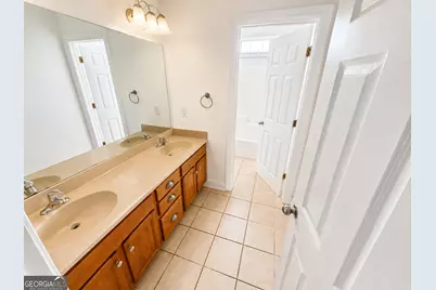 104 Flora Circle, Warner Robins, GA 31088 - Photo 2