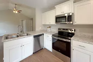 3923 Mosley Rd, Claxton, GA 30417 - Photo 4