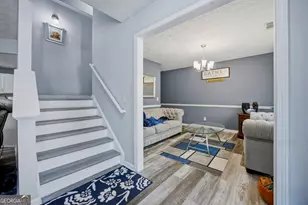 595 Castlebrooke Dr, Lawrenceville, GA 30045 - Photo 2