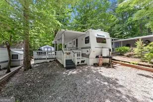 39 Terrace Cir, Cleveland, GA 30528 - Photo 2