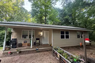 162 McIntosh St, Whitesburg, GA 30185 - Photo 1