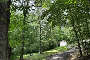 162 McIntosh St, Whitesburg, GA 30185 - Photo 1
