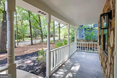 627 Ridge Avenue, Stone Mountain, GA 30083 - Photo 4