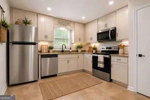 627 Ridge Ave, Stone Mountain, GA 30083 - Photo 14