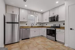 627 Ridge Ave, Stone Mountain, GA 30083 - Photo 10