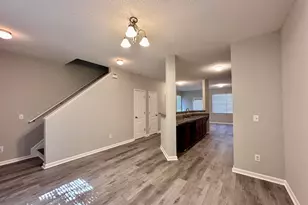 2042 Bayrose Cir, East Point, GA 30344 - Photo 4