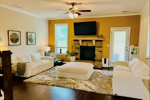 330 Darien Dr, Senoia, GA 30276 - Photo 32