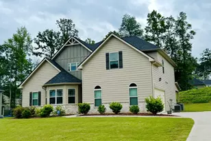 330 Darien Dr, Senoia, GA 30276 - Photo 2