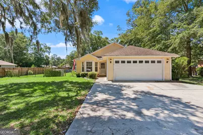 512 E William Avenue, Kingsland, GA 31548 - Photo 1