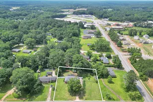105 Pine St, Barnesville, GA 30204 - Photo 36
