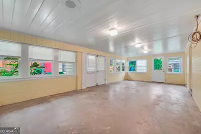 105 Pine Street, Barnesville, GA 30204 - Photo 30