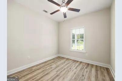 1002 Oglethorpe Lane, Darien, GA 31305 - Photo 10