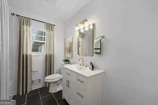 1868 Fort Valley Dr SW, Atlanta, GA 30311 - Photo 14