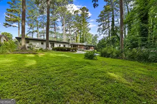 1868 Fort Valley Dr SW, Atlanta, GA 30311 - Photo 16