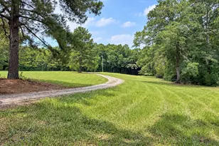 725 Musgrove Rd, Griffin, GA 30223 - Photo 2