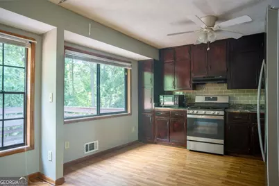381 Windsor Walk SE, Conyers, GA 30094 - Photo 10