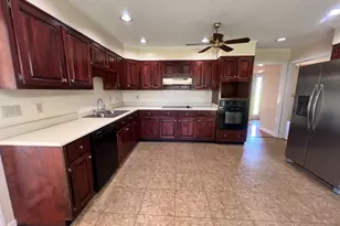 906 McAllister Dr, Vidalia, GA 30474 - Photo 4