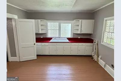 3767 Fairmont Avenue, Macon, GA 31204 - Photo 4