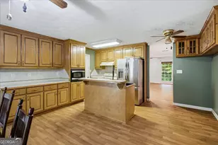 312 Henderson Mill Rd, Mansfield, GA 30055 - Photo 4