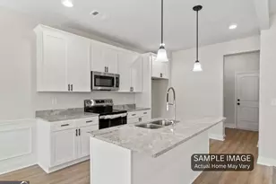 318 Stonington Dr, Mount Airy, GA 30563 - Photo 12