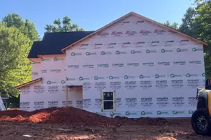 318 Stonington Dr, Mount Airy, GA 30563 - Photo 2