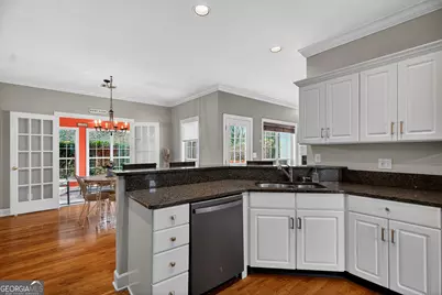 102 Cameron Pointe Drive, Lagrange, GA 30240 - Photo 12