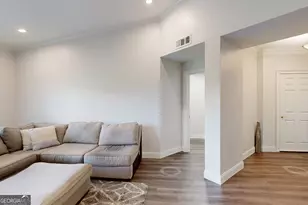 3275 Lenox Road NE, Atlanta, GA 30324 - Photo 14