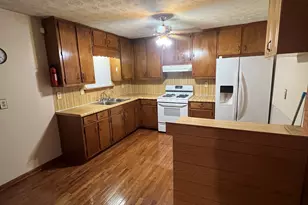 2060 Kimber Trail, Stone Mountain, GA 30088 - Photo 4