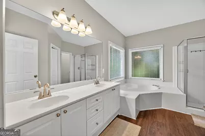 914 Georgian Point Drive, Lawrenceville, GA 30045 - Photo 16
