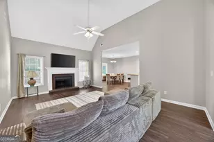914 Georgian Point Dr, Lawrenceville, GA 30045 - Photo 8