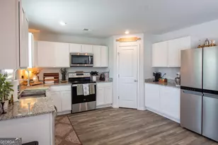 307 Duck Walk Wy, Hogansville, GA 30230 - Photo 4