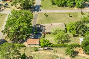 129 S 7th St, Cochran, GA 31014 - Photo 46