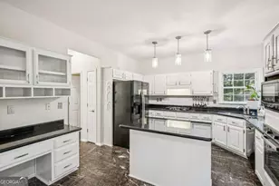 3401 Longfield Dr, Snellville, GA 30039 - Photo 10