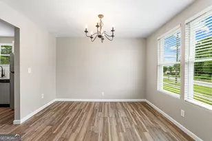 110 S 6th St, Warner Robins, GA 31088 - Photo 8