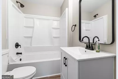 110 S 6th Street, Warner Robins, GA 31088 - Photo 12