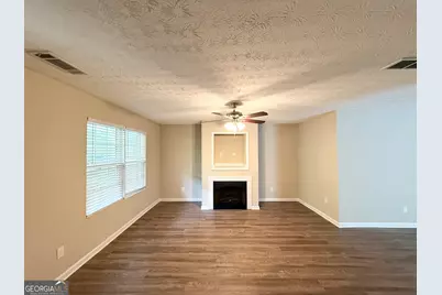 6113 Lynxs Circle SW, Covington, GA 30014 - Photo 4