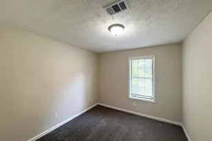 4751 White Oak Path, Stone Mountain, GA 30088 - Photo 14