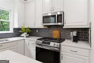 5950 Waterford Pl, Suwanee, GA 30024 - Photo 18