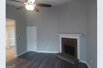 10630 Cherry Cv, Jonesboro, GA 30238 - Photo 2