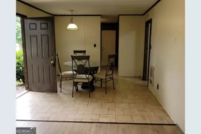 146 E Wright Street, Winder, GA 30680 - Photo 6