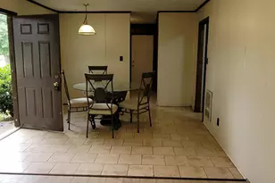 146 E Wright St, Winder, GA 30680 - Photo 6
