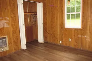 146 E Wright St, Winder, GA 30680 - Photo 12