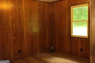 146 E Wright St, Winder, GA 30680 - Photo 10