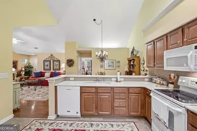 2102 Sweet Apple Circle, Alpharetta, GA 30004 - Photo 14