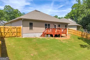 498 Brks Vlg Dr, Pendergrass, GA 30567 - Photo 38