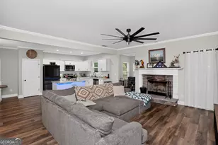 207 Dixon Cir, Williamson, GA 30292 - Photo 14