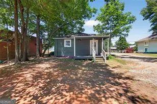 298 S Cherokee Rd, Social Circle, GA 30025 - Photo 4