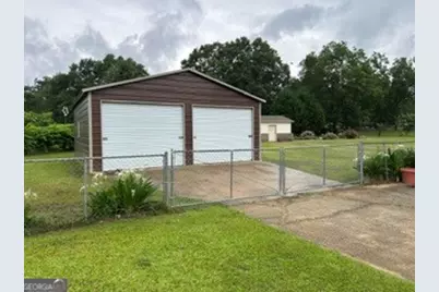 3693 Holly Place, Macon, GA 31216 - Photo 4