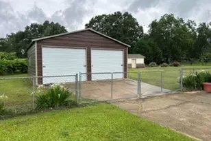 3693 Holly Pl, Macon, GA 31216 - Photo 4