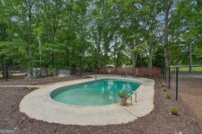 152 Curved Road, Jonesboro, GA 30238 - Photo 32